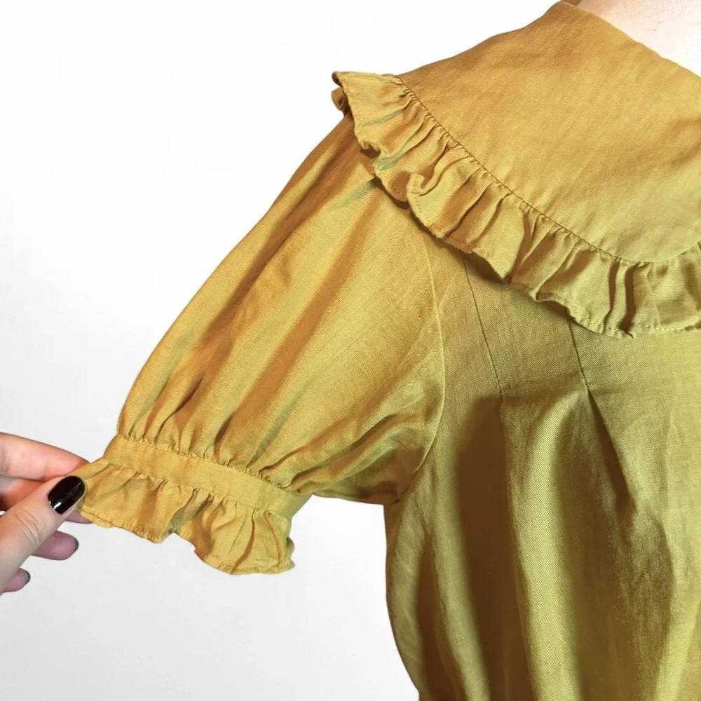 Doen Sparrow Top in Marigold. Size small